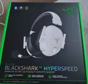 Razer BlackShark V2 HyperSpeed - Wireless Lightweight Esports Headset - White