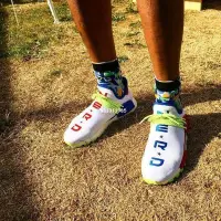 在飛比找Yahoo!奇摩拍賣優惠-Adidas Nmd Hu 前衛 休閒 慢跑鞋  拼色 Ee