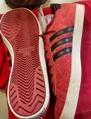 New Adidas Red Suede Green Stars With Tags