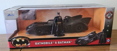Jada Toys 1989 Batmobile with Batman 1:24 Imported Collectible New In Box