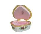 ROYAL ALBERT OLD COUNTRY ROSES MUSICAL"If You Love Me" BOX TRINKET 5" NEW BOX