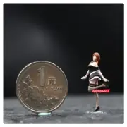 1/87 High heeled Shoes maid Girl Scene Miniatures Figures Doll For Cars Vehicle