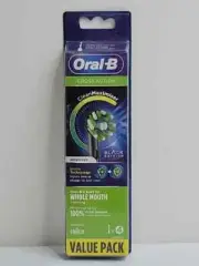 Oral-B Cross Action Toothbrush Replacement head + Clean Maximiser 4pk