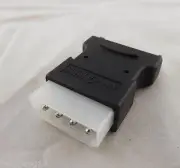 1x 4 Pin Molex PC IDE Male To 15 Pin SATA Male Power Adapter Convertor Connector