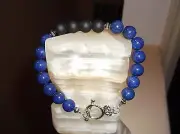 MEN'S 9 1/4" 10 MM BLUE LAPIS & BLACK MATT AGATE SILVER PLATED BEADED BRACELET
