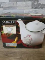Vintage Corelle Callaway Ivy Holiday 1 Qt. Teapot NEW in box