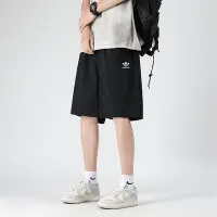 在飛比找Yahoo!奇摩拍賣優惠-【多色可選】Adidas 愛迪達短褲 男生褲子 運動短褲 夏