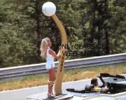 1970 SEXY BLONDE LINDA VAUGHN HURST OLDS 442 PACE CAR AUTO RACING 8X10 PHOTO