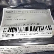 DYSON DC25 Swivel Lock Arm IR 914103-01 OEM