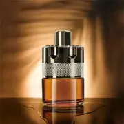 Luxury Black Perfume for Men and Women by THE MOST WANTS