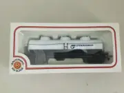 BACHMANN HO SCALE CYNAMID TRIPPLE DOME TANK CAR