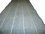 2' 9" x 10' Runner rug Beautiful Home 100 % Wool Carpet
