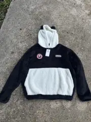 NWT PANDA EXPRESS x UPRISERS Cozy Sherpa Hoodie Size XL