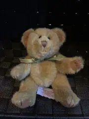 Russ Bertie Bears from the Past # 350. 6" jointed bear excellent