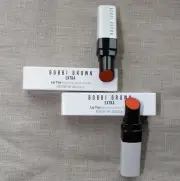 Set of 2 Bobbi Brown Lip Tint. poids net wt. .08oz/2.3g
