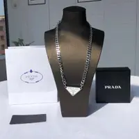 在飛比找蝦皮購物優惠-正品二手-Prada 普拉達 新款 經典三角牌鏈條 項鏈