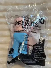 2015 McDonald’s Happy Meal Toy The Peanuts Movie #4 Linus Sealed