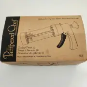 New Pampered Chef Cookie Press 16 disks and mini tart shaper NEW