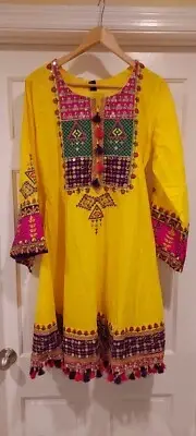 EXCLUSIVE PREMIUM COLLECTION by Famous brand KARMA COLLECTION. NEW. SIZE LARGE