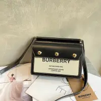 在飛比找Yahoo!奇摩拍賣優惠-BURBERRY Mini Horseferry Title