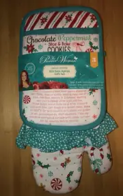 Pioneer Woman Chocolate Peppermint Kitchen Apron Oven Mitt Potholder 3 Piece Set