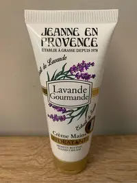 在飛比找Yahoo!奇摩拍賣優惠-全新 Jeanne en Provence 法國普羅旺斯香氛