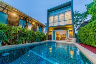 Dream Luxury Chiangmai Pool Villa