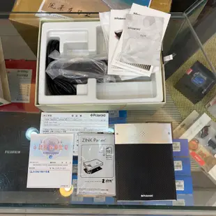 【現貨】Polaroid GL10 拍立得 隨身印表機 附10張相紙 環球公司貨 (檯面展示品 表麵有點黏感)