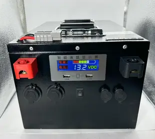 磷酸鋰鐵動力鋰電池 12V 200AH(含1組18A充電器)寧德時代 房車電池 戶外儲電 儲能電源 (6.7折)