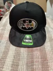 Berkshire DC Comics Batman Black Silver Logo Youth SnapBack Cap OSFM Hat