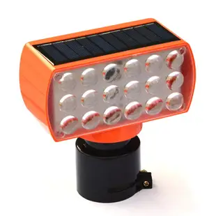 新品上市~LED充電路錐警示燈閃爍夜間施工太陽能爆閃燈安全頻閃警告燈磁鐵 全館免運