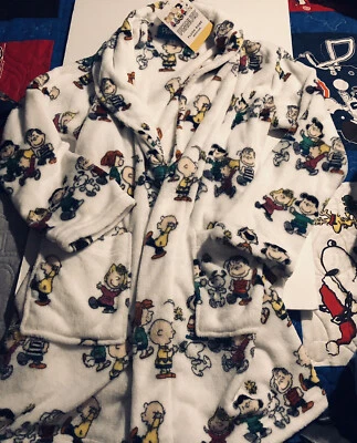 Peanuts~CHARLIE BROWN & GANG~White Bathrobe~Women’s MEDIUM~NEW~FAST SHIP