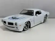 JADA BTM 1972 PONTIAC FIREBIRD TRANS AM WHITE 1:24 CHROME WHEELS NEW NO BOX
