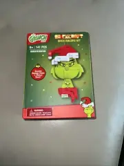 The Grinch BrickCraft Brick Building Set 141 Piece Christmas Decoration (Grinch)