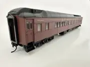 Walthers 932-10569 HO Scale LeHigh Valley Pullman Heavyweight 10-1-2 Sleeper