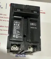 EATON BR2110 Cutler-Hammer Plug-In 240V 110A 2 Pole Circuit Breaker BR2110