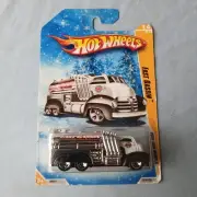 2009 #14 NM Hot Wheels FAST GASSIN' ☆variant white; Oil Supply☆New Models
