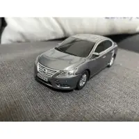 在飛比找蝦皮購物優惠-Nissan sentra 原廠 1/43 模型車 二手瑕疵