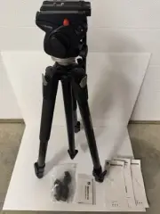 MANFROTTO 055 VIDEO TRIPOD Carbon W/ 701 Manfrotto HEAD