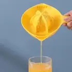 Hand Pressed Manual Lemon Juicer Yellow Lemon Presser Lemon Squeezer Tangerine