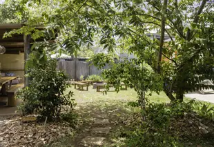 沙袋鼠之家生態小屋旅館青年旅舍