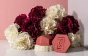 SOLIDU Zero-Waste Shampoo Bar For Normal Hair With Peony + GIFT (136+G)
