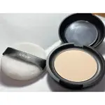 EXCLUSIVE FINISHING POWDER(二手無外盒)