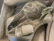 Touch Ups Benjamin Walk. Breeze Silver Glitter Sz 11M. G29