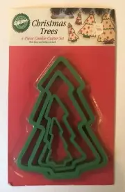 Wilton Christmas Trees Cookie Cutter Set of 4 New on Card Vintage 1991