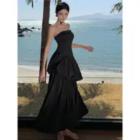 在飛比找ETMall東森購物網優惠-夏季復古赫本風黑色連衣裙抹胸