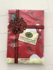 Sultans Linens 60” Round Christmas Red Santa Vinyl Flannel Backed Tablecloth NEW