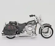 Maisto Harley Davidson FLSTS Heritage Softail Springer1999 1:18 Scale Motorcycle