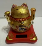Solar Powered Maneki Neko Welcoming Lucky Hands Waving Fortune Cat In Gold 4”