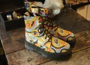 DR. MARTENS JADON RETRO CANVAS PLATFORM 8 EYE SIDE ZIP MSRP$240 Vibrant& Unique